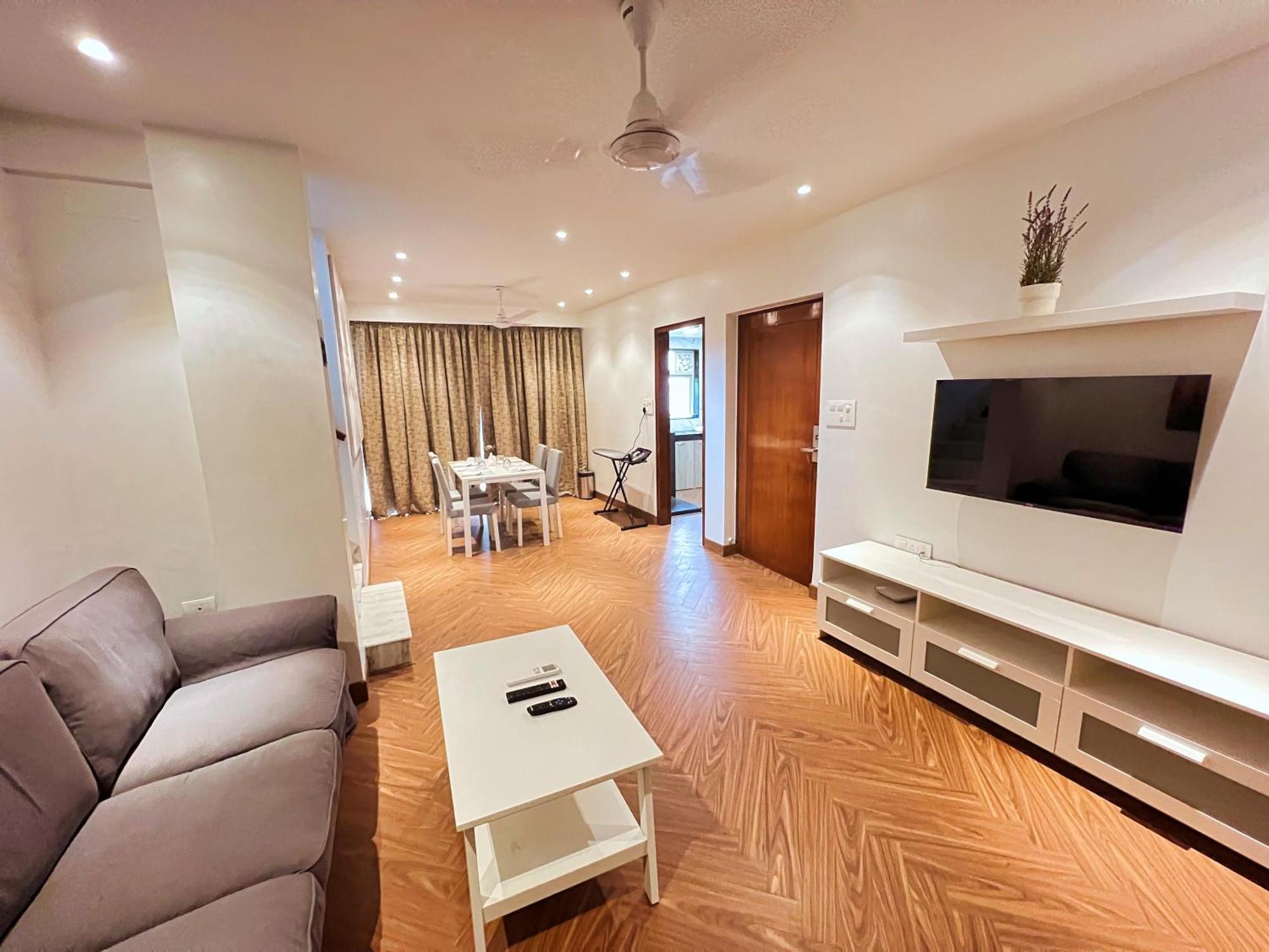 White House By Maxxvalue Service Apartments Bandra Мумбай Екстериор снимка