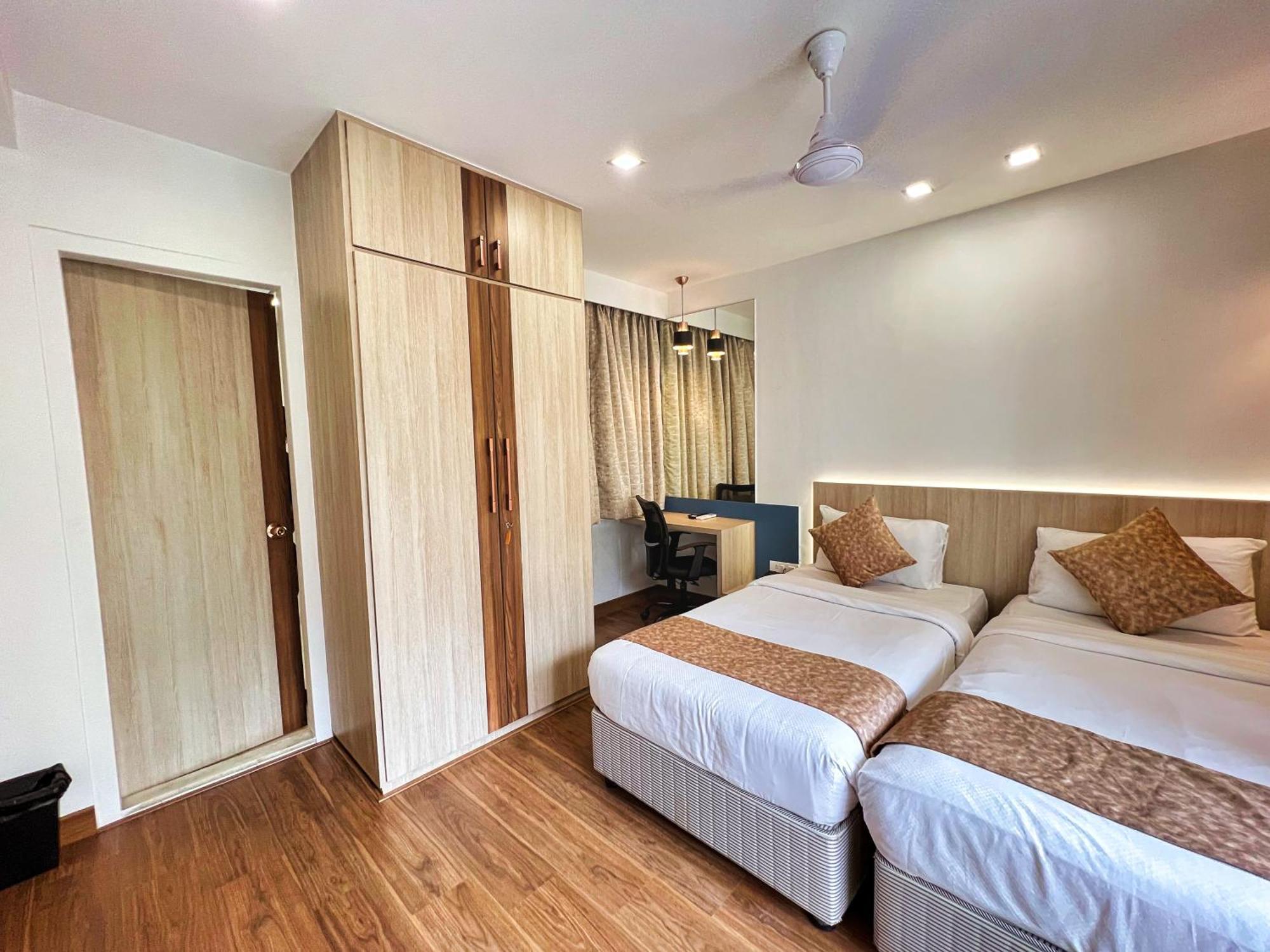 White House By Maxxvalue Service Apartments Bandra Мумбай Екстериор снимка