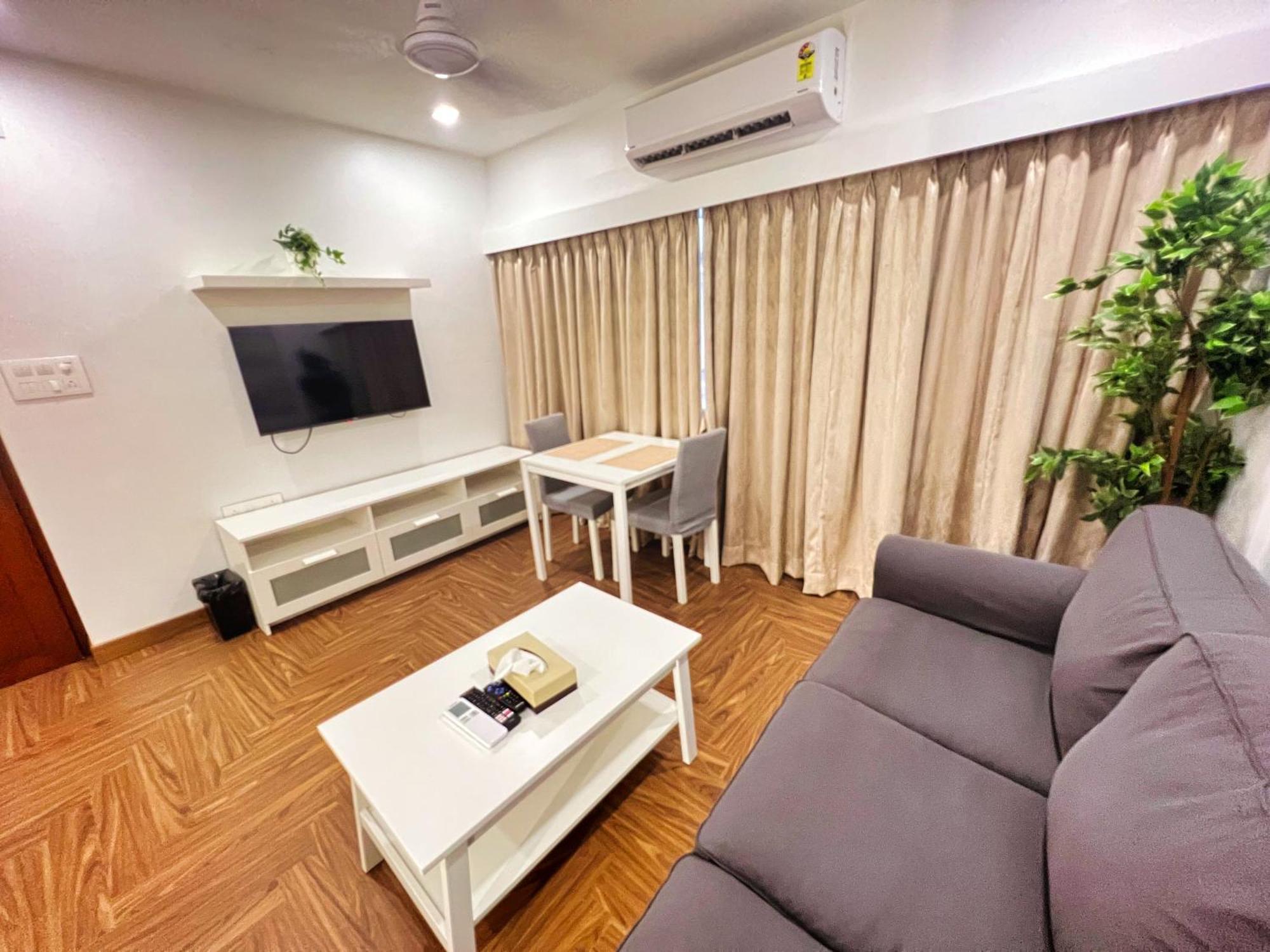 White House By Maxxvalue Service Apartments Bandra Мумбай Екстериор снимка