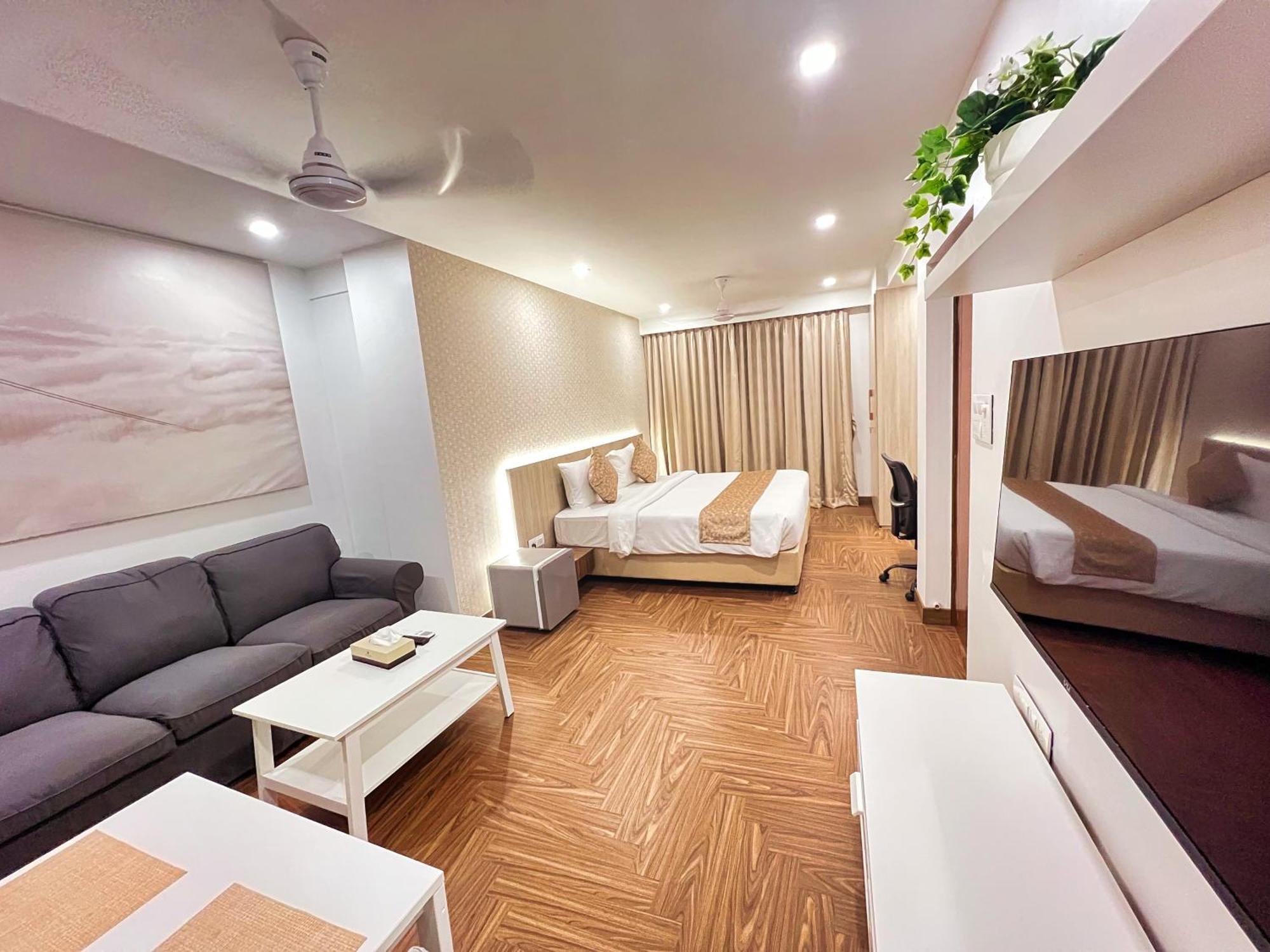 White House By Maxxvalue Service Apartments Bandra Мумбай Екстериор снимка