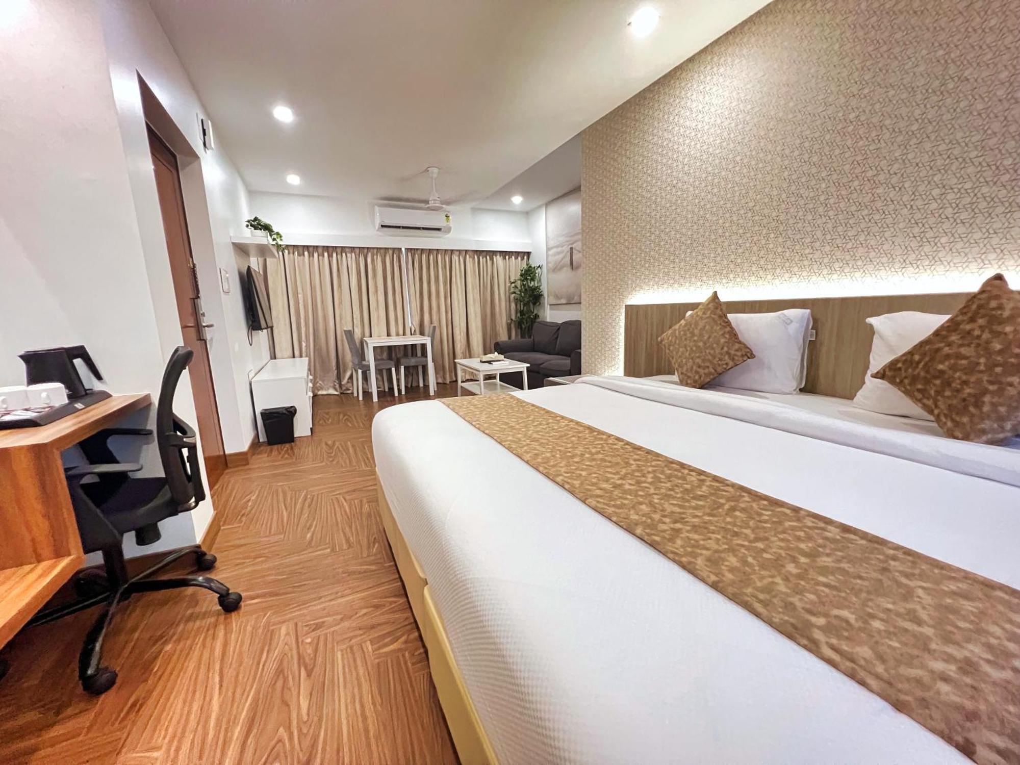 White House By Maxxvalue Service Apartments Bandra Мумбай Екстериор снимка